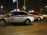В Москве водитель Jaguar протаранил девять припаркованных машин В Москве водитель Jaguar протаранил девять припаркованных машин