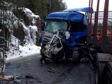 По факту аварии в Ленинградской области возбуждено уголовное дело (СПИСОК погибших) По факту аварии в Ленинградской области возбуждено уголовное дело (СПИСОК погибших)