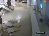 Блоггеры обвинили черную кошку в обрушении потолка сочинской "Адлер-Арены" еще до начала Олимпиады (ВИДЕО) Блоггеры обвинили черную кошку в обрушении потолка сочинской "Адлер-Арены" еще до начала Олимпиады (ВИДЕО)
