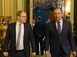 Министр иностранных дел Эстонии Урмас Паэт и министр иностранных дел России Сергей Лавров во время встречи в Москве