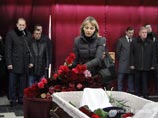 В Симферополе простились с погибшими правоохранителями В Симферополе простились с погибшими правоохранителями