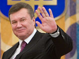 Также спикер напоминает, что Виктор Янукович был отстранен от должности президента Украины после своего "самоустранения"