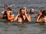 В Сиднее тысяча нудистов устроила заплыв ради дикой природы, побив прошлогодний рекорд
