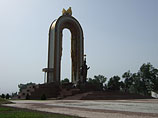 Интернет-активисты призывают воздвигнуть памятник таджикскому гастарбайтеру