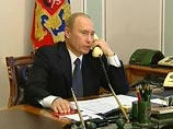 Западная пресса не верит в сценарий военного вторжения российских войск в Крым, называя Владимира Путина "неожиданным миротворцем", который своим телефонным звонком убедил бежавшего украинского президента Виктора Януковича пойти на уступки оппозиции Западная пресса не верит в сценарий военного вторжения российских войск в Крым, называя Владимира Путина "неожиданным миротворцем", который своим телефонным звонком убедил бежавшего украинского президента Виктора Януковича пойти на уступки оппозиции