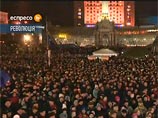 На Майдане Незалежности в Киеве вечером 26 февраля собрались тысячи людей, чтобы услышать фамилии кандидатов в новое правильтельство Украины