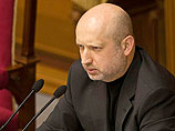 Турчинов назвал захватчиков зданий в Симферополе "преступниками" и предостерег РФ от "военной агрессии" Турчинов назвал захватчиков зданий в Симферополе "преступниками" и предостерег РФ от "военной агрессии"