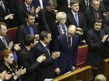 В нижней палате отмечают, что направленные на Украину законопроекты могут стать лишь "средством давления" на новые власти. "Это скорее демонстрация возможностей", - объяснил политолог Георгий Чижов