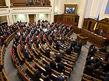 Янукович лишился своих полномочий 22 февраля, когда Верховная Рада объявила о его самоустранении и назначила проведение досрочных выборов президента в стране на 25 мая 2014 года