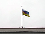 В Луганске пророссийский митинг закончился требованием референдума и штурмом обладминистрации В Луганске пророссийский митинг закончился требованием референдума и штурмом обладминистрации