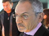 Тележурналист, ведущий программы "Шустер LIVE" Савик Шустер накануне в прямом эфире Первого украинского телеканала призвал своих российских коллег перестать заниматься пропагандой и начать выполнять свой профессиональный долг Тележурналист, ведущий программы "Шустер LIVE" Савик Шустер накануне в прямом эфире Первого украинского телеканала призвал своих российских коллег перестать заниматься пропагандой и начать выполнять свой профессиональный долг