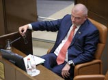 "Законопроект предполагает наделение такими возможностями президента и правительства для защиты нашего суверенитета от покушений", - заявил РИА "Новости" автор готовящегося законопроекта, Андрей Клишас "Законопроект предполагает наделение такими возможностями президента и правительства для защиты нашего суверенитета от покушений", - заявил РИА "Новости" автор готовящегося законопроекта, Андрей Клишас