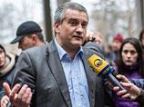 Суд в Киеве принял решение задержать премьера Крыма, а Генпрокуратура Украины завела дело на командующего ЧФ РФ Суд в Киеве принял решение задержать премьера Крыма, а Генпрокуратура Украины завела дело на командующего ЧФ РФ