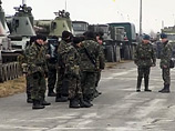 По направлению к соединяющему Крымский полуостров с "большой землей" Перекопскому перешейку выдвинулись украинские войска По направлению к соединяющему Крымский полуостров с "большой землей" Перекопскому перешейку выдвинулись украинские войска