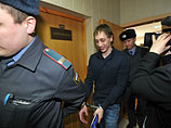 Дмитриченко рассказал подробности нападения на Филина: худрука облили мочой, чтобы "опустить" Дмитриченко рассказал подробности нападения на Филина: худрука облили мочой, чтобы "опустить"