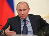 Число россиян, одобряющих работу президента Владимира Путина, достигло максимума за последние три года - 71,6%