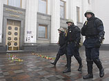На Украине принят закон о Национальной гвардии. Под ружье планируется поставить 60 тысяч человек На Украине принят закон о Национальной гвардии. Под ружье планируется поставить 60 тысяч человек