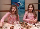 Сестры-близняшки Маша и Настя Толмачевы, победившие на детском "Евровидении-2006", представят Россию на взрослом песенном конкурсе "Евровидение" в Копенгагене в мае этого года