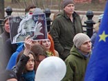 Антивоенное шествие прошло по Бульварному кольцу от Страстного бульвара до проспекта Сахарова Антивоенное шествие прошло по Бульварному кольцу от Страстного бульвара до проспекта Сахарова