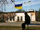 Украина и Россия договорились о временном прекращении блокировки украинских военных частей в Крыму со стороны РФ