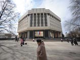 Верховный совет Крыма в понедельник, 17 марта, сразу после оглашения итоговых результатов воскресного референдума, на внеочередном пленарном заседании был переименован в Госсовет Республики Крым Верховный совет Крыма в понедельник, 17 марта, сразу после оглашения итоговых результатов воскресного референдума, на внеочередном пленарном заседании был переименован в Госсовет Республики Крым