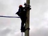 В Калмыкии вторые сутки бушует сильный ветер: детская больница и школа осталась без крыш, нарушено энергоснабжение В Калмыкии вторые сутки бушует сильный ветер: детская больница и школа осталась без крыш, нарушено энергоснабжение