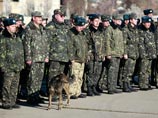 Шойгу велел дать коридор украинским военным, желающим покинуть Крым. Остающиеся готовятся к штурму Шойгу велел дать коридор украинским военным, желающим покинуть Крым. Остающиеся готовятся к штурму