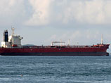 ВМС США передали правительству Ливии танкер Morning Glory с 200 тысячами баррелей нефти, которые залили туда контролирующие нефтяные терминалы повстанцы