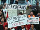Спектакль о геноциде армян в Германии вызвал протесты и демонстрацию турецкой общины Спектакль о геноциде армян в Германии вызвал протесты и демонстрацию турецкой общины