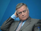 Глава РЖД, попавший в санкционный список, продолжит сотрудничать с США и готов купить у "Мечела" дорогу к Эльге Глава РЖД, попавший в санкционный список, продолжит сотрудничать с США и готов купить у "Мечела" дорогу к Эльге