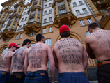 Граждане США недовольны Обамой из-за его реакции на Крым, над ним "открыто потешаются" в России Граждане США недовольны Обамой из-за его реакции на Крым, над ним "открыто потешаются" в России