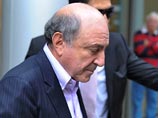 Суд в Великобритании склоняется к версии о самоубийстве Бориса Березовского Суд в Великобритании склоняется к версии о самоубийстве Бориса Березовского