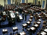 Обе палаты Конгресса США приняли отдельные, но похожие законопроекты, касающиеся выделения помощи Украине, сообщает Reuters. Каждый из законопроектов предусматривает выделение Киеву 1 миллиард долларов в качестве помощи