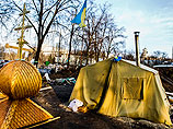 Cторонники Евромайдана, несмотря на смену властей, до сих пор отказываются покидать позиции в центре Киева
