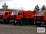 Украинская милиция передала захваченные "Правым сектором" 43 российских "КамАЗа" собственнику Украинская милиция передала захваченные "Правым сектором" 43 российских "КамАЗа" собственнику