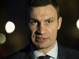 На съезде украинской партии "УДАР" ее лидер Виталий Кличко объявил, что не будет выдвигать себя кандидатом в президенты страны и предложил поддержать в качестве единого кандидата Петра Порошенко