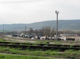На железнодорожной станции Бахчисарай идет погрузка имущества автомобильного батальона военно-морских сил Украины