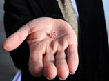 Розовый бриллиант стоимостью 50 млн долларов испарился из хранилища в Швейцарии