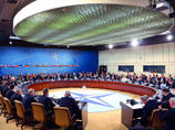 Открывшееся в Брюсселе двухдневное совещание министров иностранных дел стран НАТО началось с призывов к участникам альянса расширить коллективную оборону в Восточной Европе из-за напряженной ситуации на Украине и, в особенности, вокруг Крыма