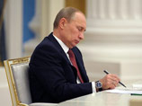 Президент России Владимир Путин подписал закон, который позволит избирателям, в соответствии с апрельским постановлением Конституционного суда, через суд влиять на решения при установлении итогов какого-либо голосования - выборов или референдума Президент России Владимир Путин подписал закон, который позволит избирателям, в соответствии с апрельским постановлением Конституционного суда, через суд влиять на решения при установлении итогов какого-либо голосования - выборов или референдума