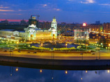Теперь инициаторы обращения считают, что с карты Москвы пора убрать "надуманное наименование" площадь Европы, оставив историческое "Площадь Киевского вокзала"