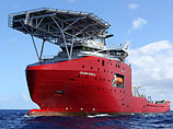Корабль австралийского ВМФ Ocean Shield зафиксировал во вторник два новых сигнала, которые, вероятно, принадлежат "черным ящикам" Boeing 777 авиакомпании Malaysian Airlines Корабль австралийского ВМФ Ocean Shield зафиксировал во вторник два новых сигнала, которые, вероятно, принадлежат "черным ящикам" Boeing 777 авиакомпании Malaysian Airlines