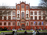 Бывший сотрудник американских спецслужб Эдвард Сноуден станет почетным доктором университета восточногерманского города Росток, расположенного на балтийском побережье