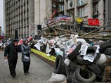 Захватчики облгосадминистрации в Донецке готовятся к штурму, несмотря на заверения Яценюка в мирных намерениях Захватчики облгосадминистрации в Донецке готовятся к штурму, несмотря на заверения Яценюка в мирных намерениях