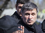 Глава МВД Украины обещает жестко отреагировать на захват райотдела  милиции в Донбассе