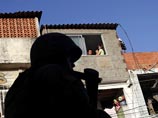 Попытка полиции выселить перед чемпионатом мира жителей фавелы в Рио привела к беспорядкам 