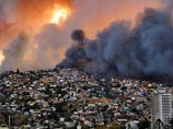 Пожары начались на склонах гор в непосредственной близости от портового города - второго по размеру населения в Чили