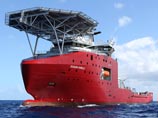 D воскресенье Ocean Shield обнаружил масляное пятно в районе поисковой операции, происхождение которого неизвестно D воскресенье Ocean Shield обнаружил масляное пятно в районе поисковой операции, происхождение которого неизвестно