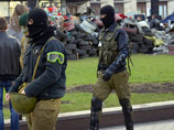 Бойцы харьковской организации "Оплот" захватили здание Донецкого городского совета и просят милицию покинуть помещение Бойцы харьковской организации "Оплот" захватили здание Донецкого городского совета и просят милицию покинуть помещение