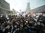 Сегодняшнее требование напоминает Дурову ситуацию двухгодичной давности, когда в Москве проходили массовые акции протеста: "Но я не закрыл эту группу в декабре 2011 года и, разумеется, не закрыл сейчас"